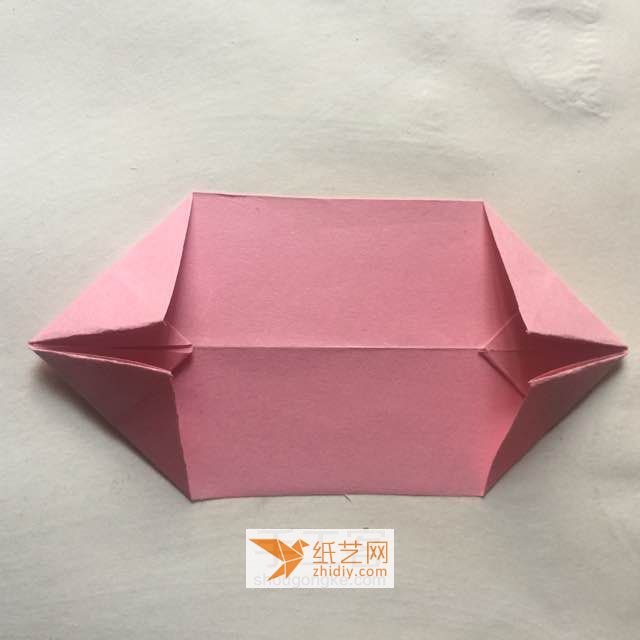 （纸花系列三十四）一款立体纸花的折法 第8步