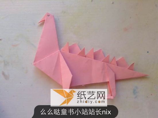 儿童折纸恐龙