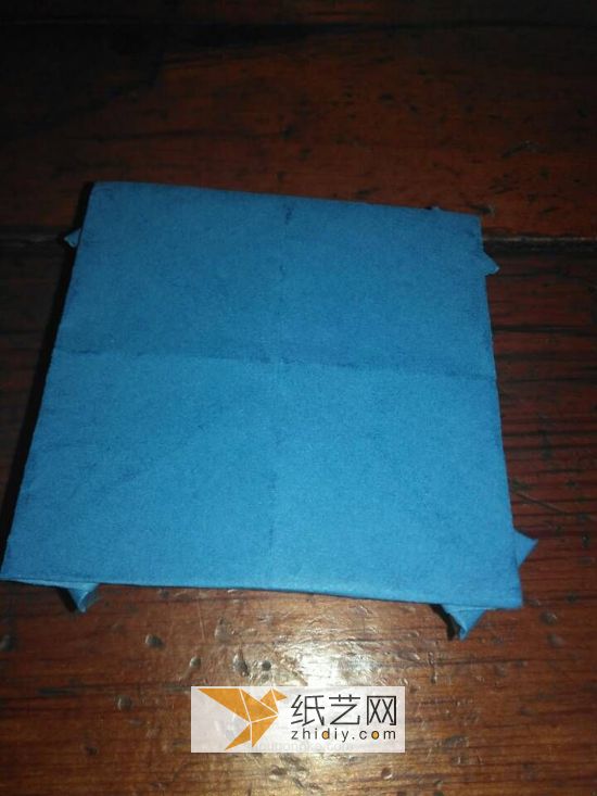 折纸桌子 第1步