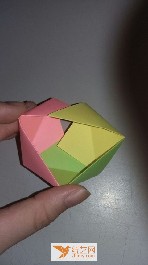 三角形收纳盒 第11步