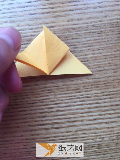 超简单纸折玫瑰 第8步