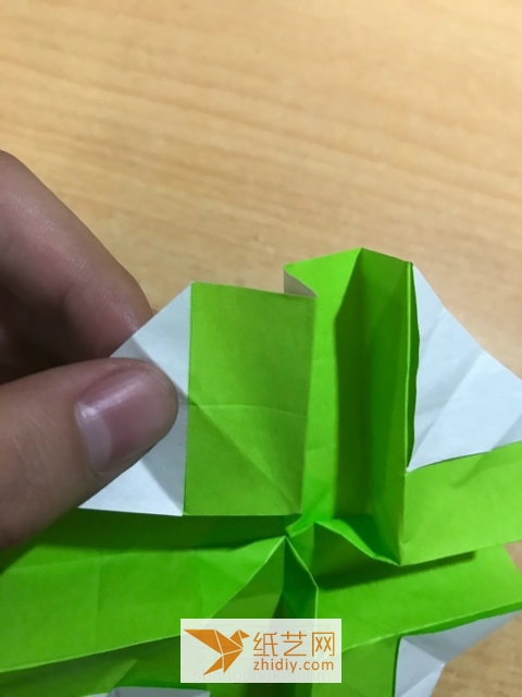 折り紙-折纸•玫瑰II 第25步