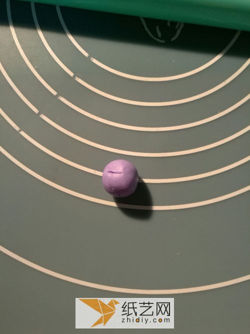 紫睡莲珍珠胸针 第4步