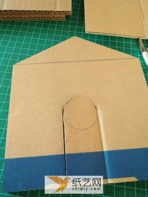 纸板DIY小房子 第4步