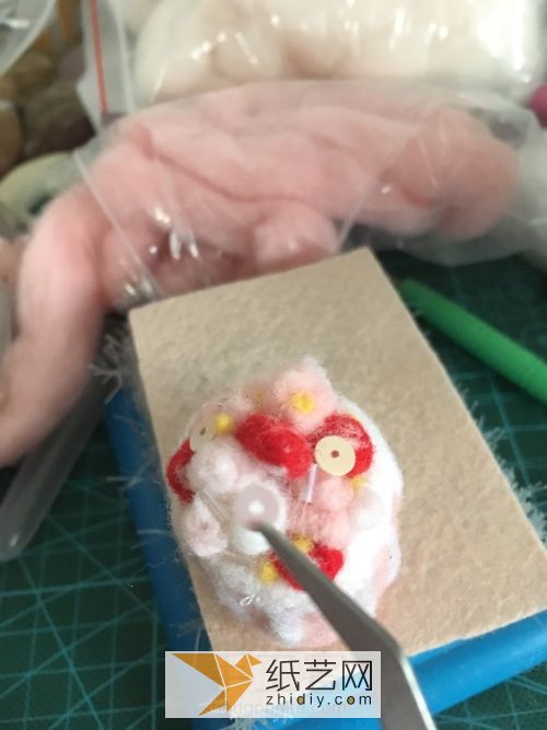 【羊毛毡教程】奶油草莓蛋糕 第8步