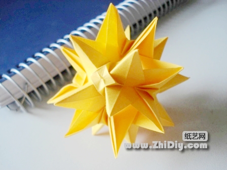 折纸星星纸球花的折法图解教程手把手教你制作星星纸球花