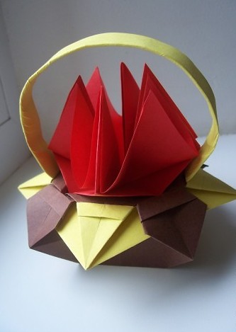 手工折纸篮子制作教程图解完成制作之后精美的效果图