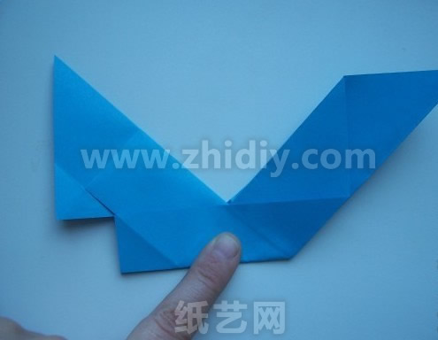 手工折纸小狗制作教程图解折纸过程中的第二十步