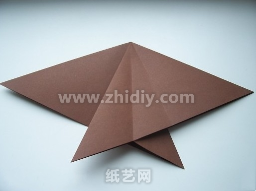 折纸柳叶舟制作教程制作过程中的第六步