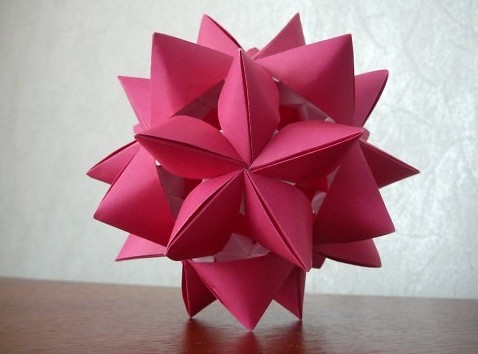 纸球花手工折纸教程完成后精美的效果图