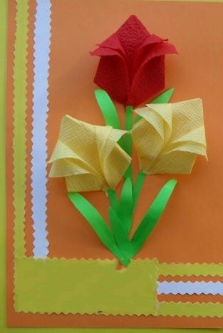餐巾纸纸艺郁金香花教程完成后精美的效果图