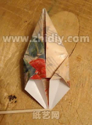 已经开始使用折纸千纸鹤的一些制作了