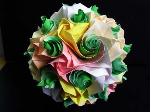 折纸玫瑰纸球花手工制作教程完成后精美的效果图