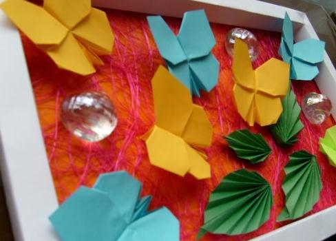 手工折纸蝴蝶教程完成后精美的效果图