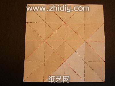 纸折花山茱萸手工折纸教程制作过程中的第六步