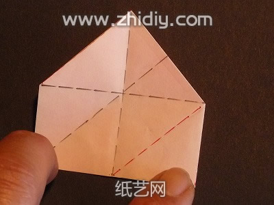 还是对折纸结构中的一个角进行操作