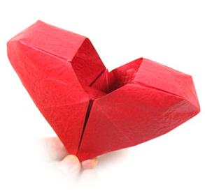 3D折纸心手工折纸教程完成后精美的效果图