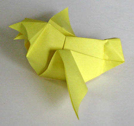 啼叫的小鸟手工折纸教程完成后精美的效果图