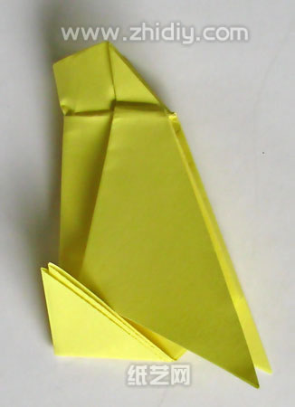 折纸鸟的制作需要更多的折痕制作