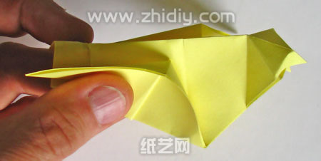 啼叫的小鸟手工折纸教程制作过程中的第三十步