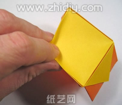 手工纸盒制作教程制作过程中的第十步