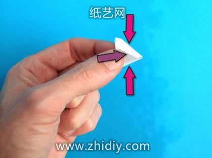 手工折纸蛋糕的图解教程制作过程中的第十六步