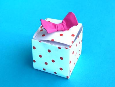 折纸礼盒制作教程手把手教你制作一个可爱的折纸盒子