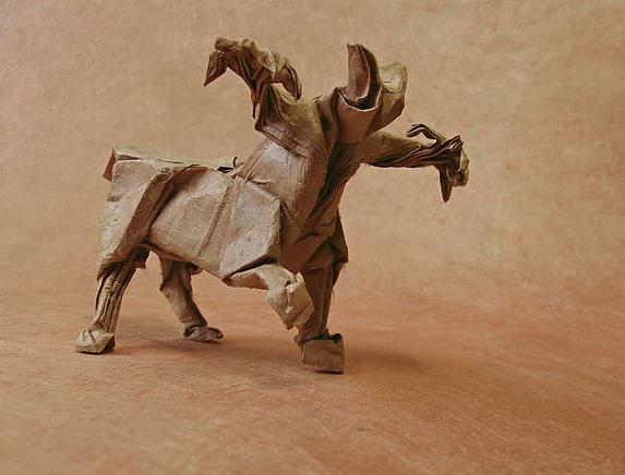 半人马手工折纸图纸教程用折纸的方式呈现神话角色半人马