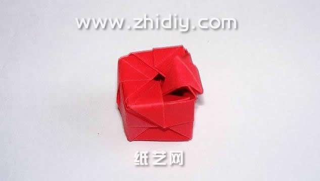 罗斯巴德折纸玫瑰手工diy教程—七夕情人节礼物制作过程中的第三十三步