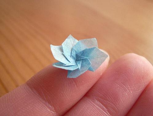 迷你微型折纸折纸花的折纸图解