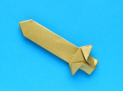 折纸宝剑教程手把手教你制作精美的折纸宝剑
