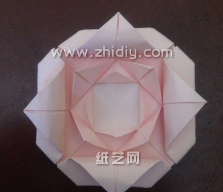 独特的纸玫瑰花折法图解教程教你学会简单的折纸玫瑰花制作