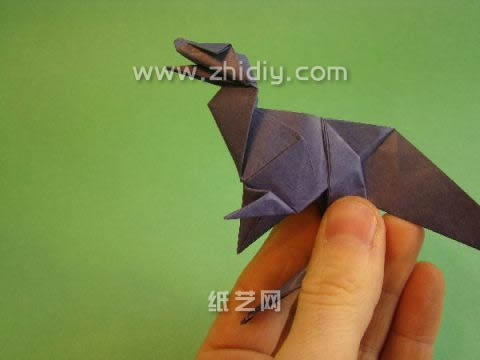 常见的折纸恐龙制作教程一步一步的告诉你应该如何进行折纸恐龙的折叠