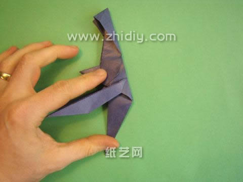 通过这种有霸气的折纸形式可以让折纸制作变得更加的漂亮和有趣