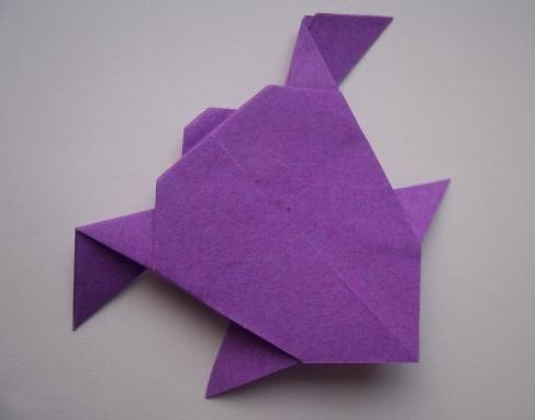 儿童折纸大全图解之简单折纸乌龟的折纸教程