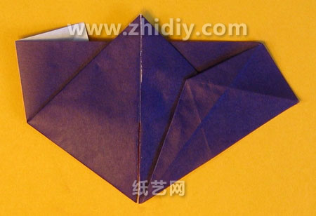 折纸蝴蝶一直以来都是非常受欢迎的手工折纸制作