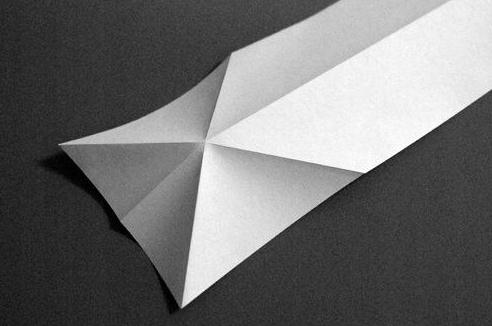 手工折纸米格29战斗机的折纸方法教程帮助你完成漂亮的折纸战斗机