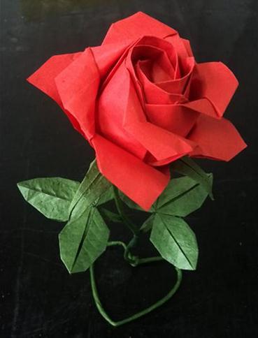 觅晨折纸玫瑰的折纸叶片和花萼折纸图解教程手把手教你制作漂亮玫瑰