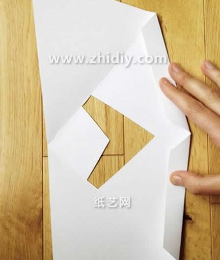 折纸图解教程将如何制作出漂亮的折纸手机座的方法告诉了你