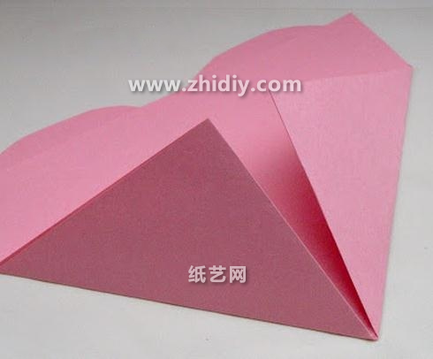 折纸图解的教程详解出精美的折纸心的样式来