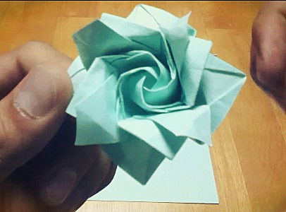 超级简单折纸玫瑰花的折纸图解教程手把手教你制作仿真折纸玫瑰花