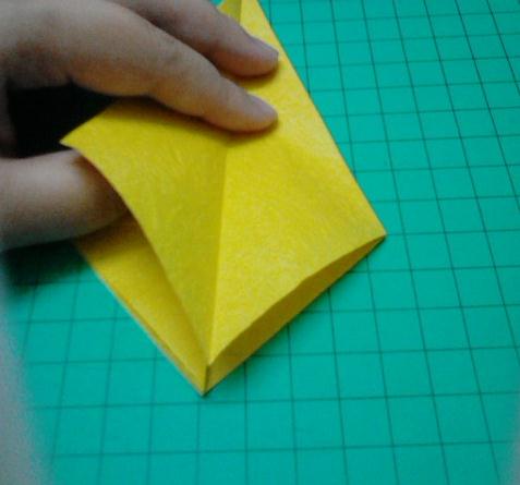 折纸八瓣花的基本折纸图解教程让手工爱好者找到属于自己的折叠感受