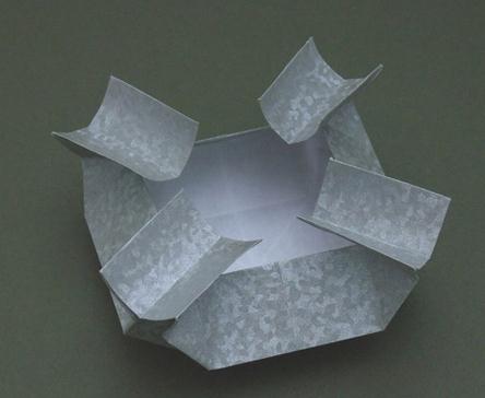 折纸烟灰缸的图解制作教程手把手教你制作出漂亮的折纸烟灰缸来