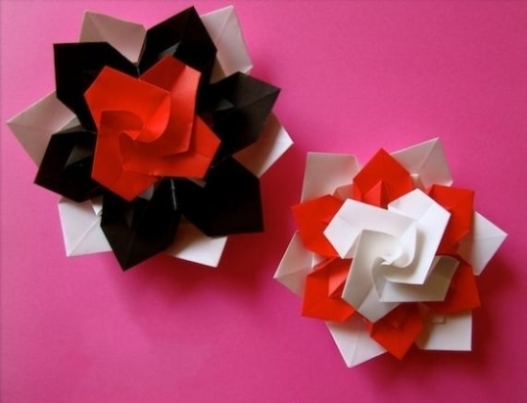 组合折纸蛋糕花的图解制作教程手把手教你制作漂亮的组合折纸蛋糕花