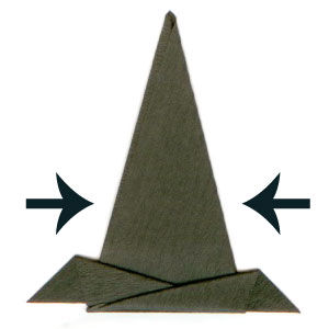 万圣节折纸帽子的折纸图解教程提供给大家一个非常好的万圣节折纸制作方法