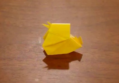 折纸i小黄鸭的折纸视频教程手把手教你制作漂亮的折纸小黄鸭