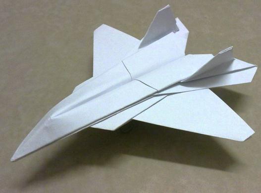 纸飞机的折法之F22战斗机猛禽的折纸飞机视频教程-+纸艺网