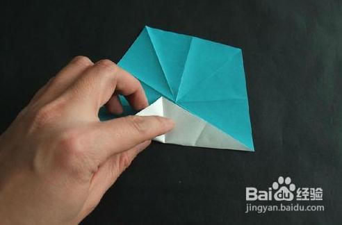 折纸杨桃花的基本折法教程帮助大家制作出效果更好的折纸杨桃花来