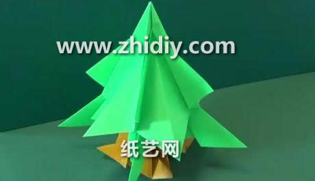 组合折纸圣诞树的基本折法教程手把手教你制作漂亮的组合折纸圣诞树