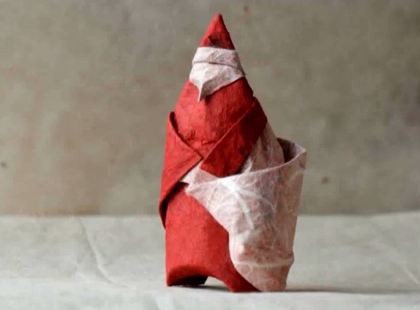 圣诞老人折纸手工制作大全之发礼物的圣诞老人折纸